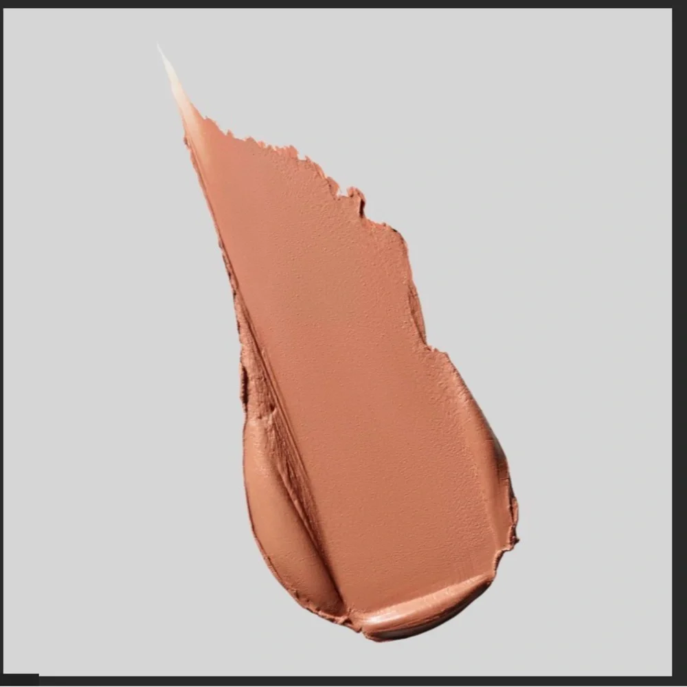 MAC TEASER Locked KISS 24hr Lipstick in Warm Brown
